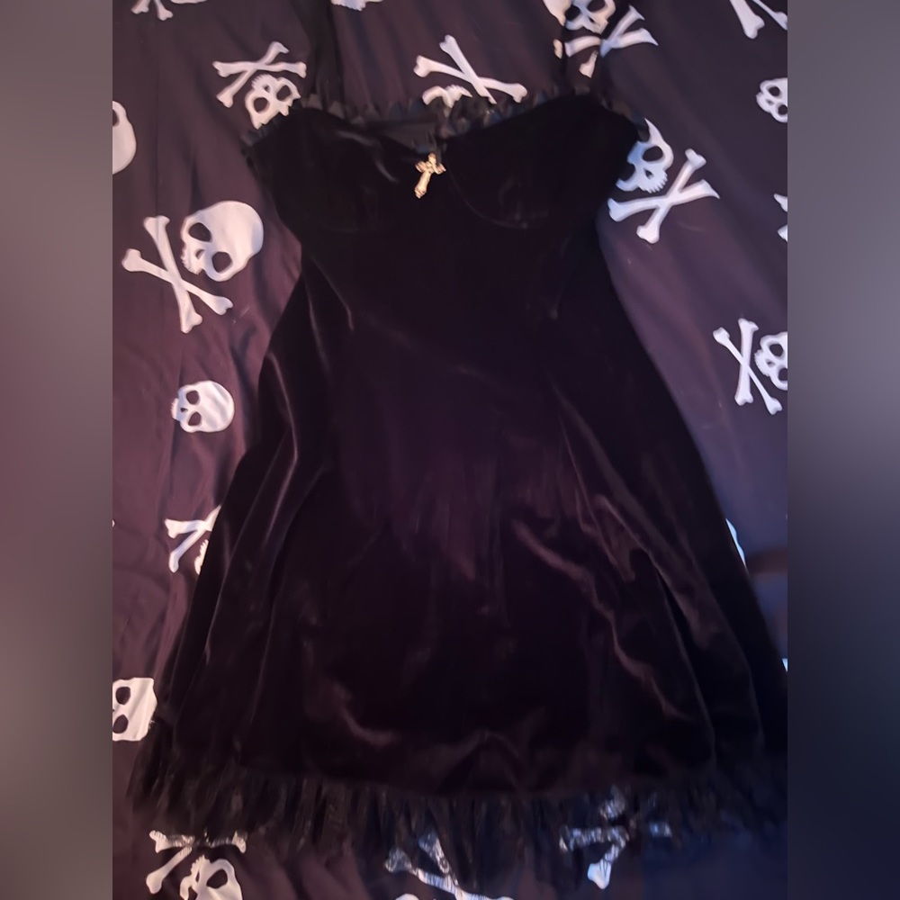 House of widow velvet dress